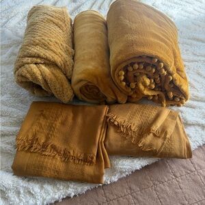 Yellow accent blankets and throws